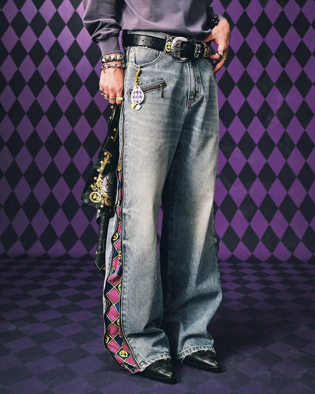 JoJo Anime Zip Off Panel Jeans - огляд і ціна Jeans