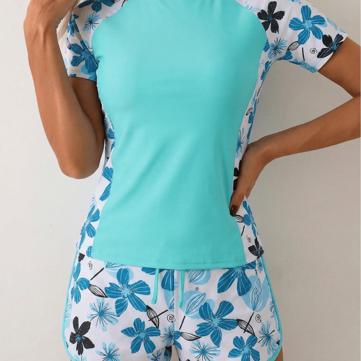 Woman Tankini With Shorts Crop - огляд і ціна Tops